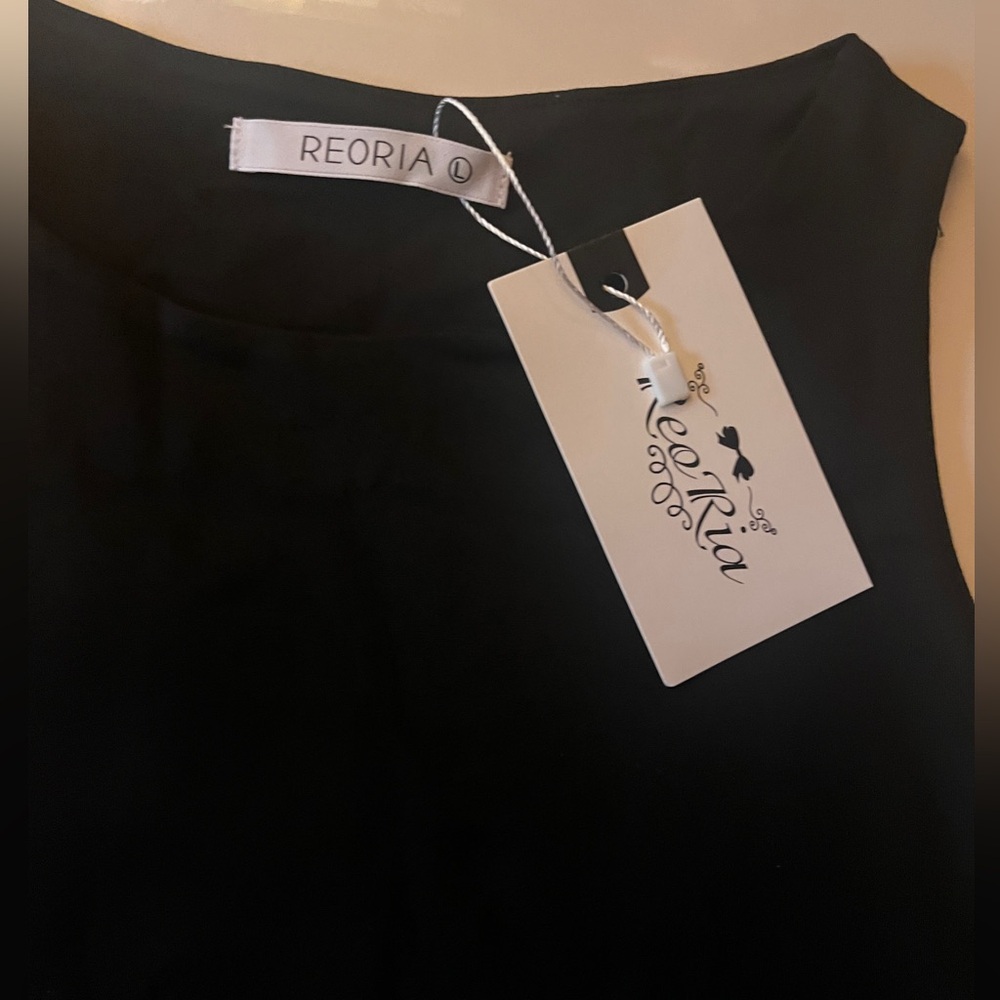 REORIA Women's Sleeveless High Neck
Racerback Cropped Tank Tops, Halter Neck - Picture 7 of 7
